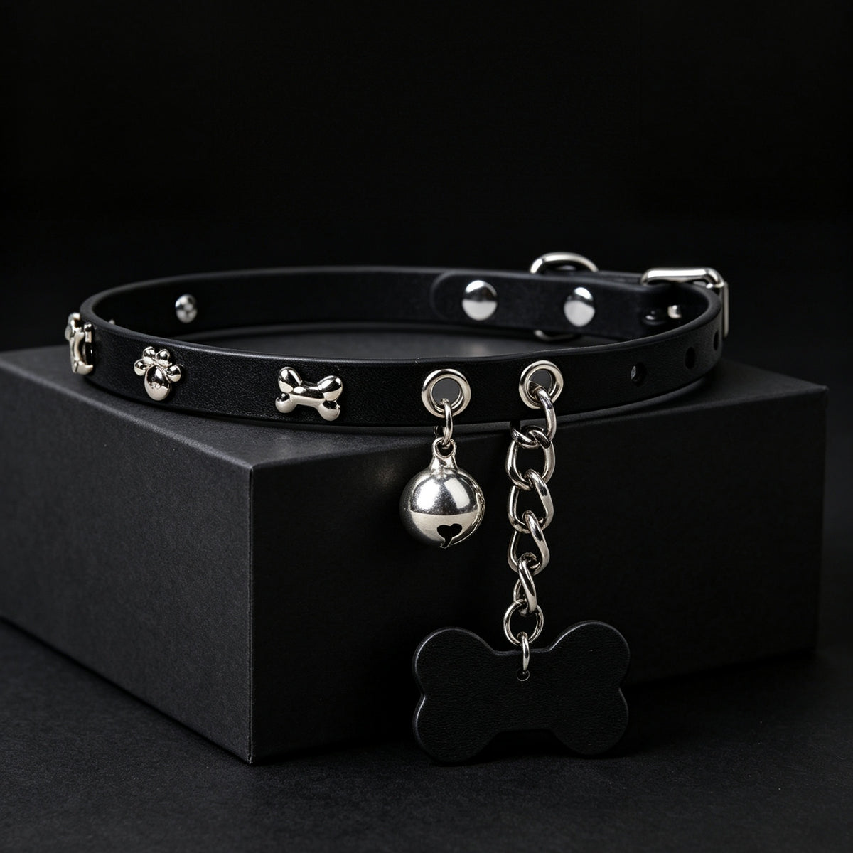 Cowhide Leather Bell Choker with Bone Tag & Leash – front view | Blackyyds