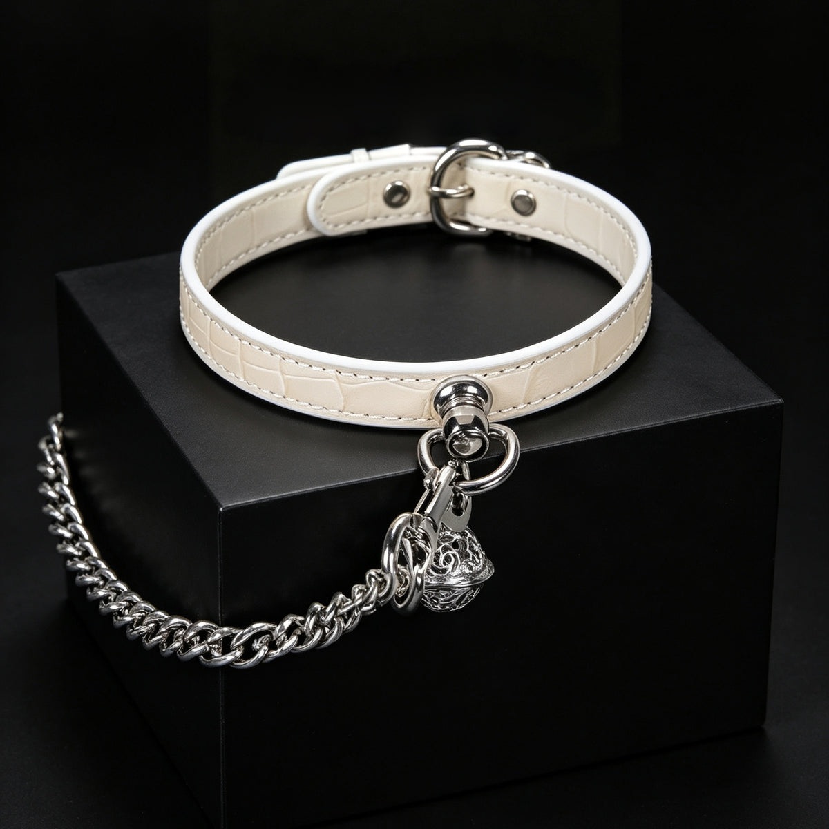 White Croc-Embossed Cowhide Leather Bell Choker with Leash – front view | Blackyyds