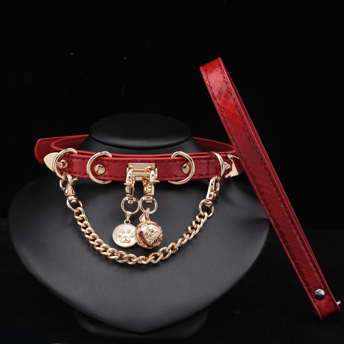 Red Holographic Snake-Texture Choker – front view | Blackyyds
