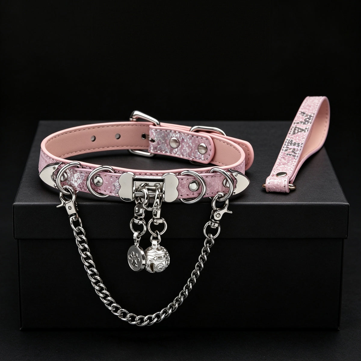 Pink Snake-Texture Choker with Mother-of-Pearl Bell – front view | Blackyyds