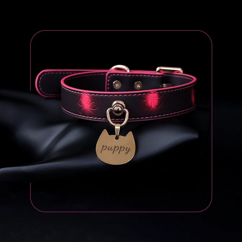 Sakura Thermochromic Choker Necklace with Leash – front view | Blackyyds
