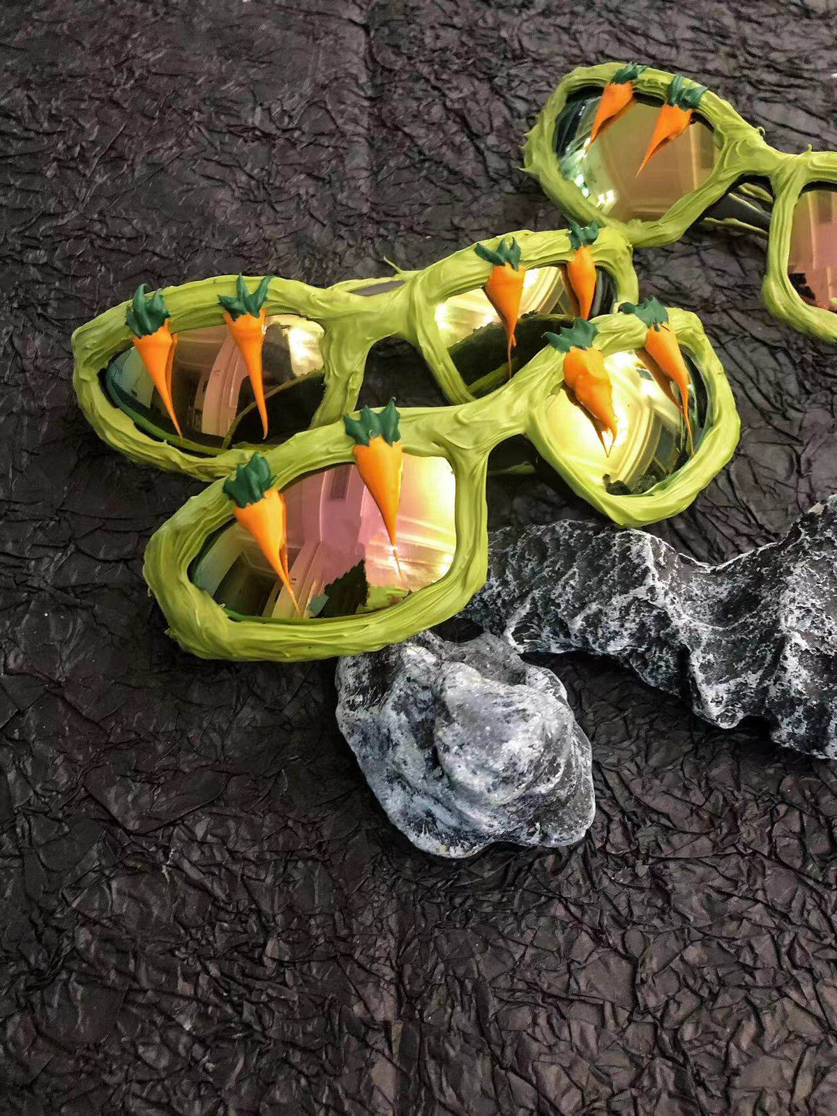 Pastoral Y2K Streetwear Handmade Resin Drip Sunglasses Gothic Cyberpunk Statement close-up detail | Blackyyds