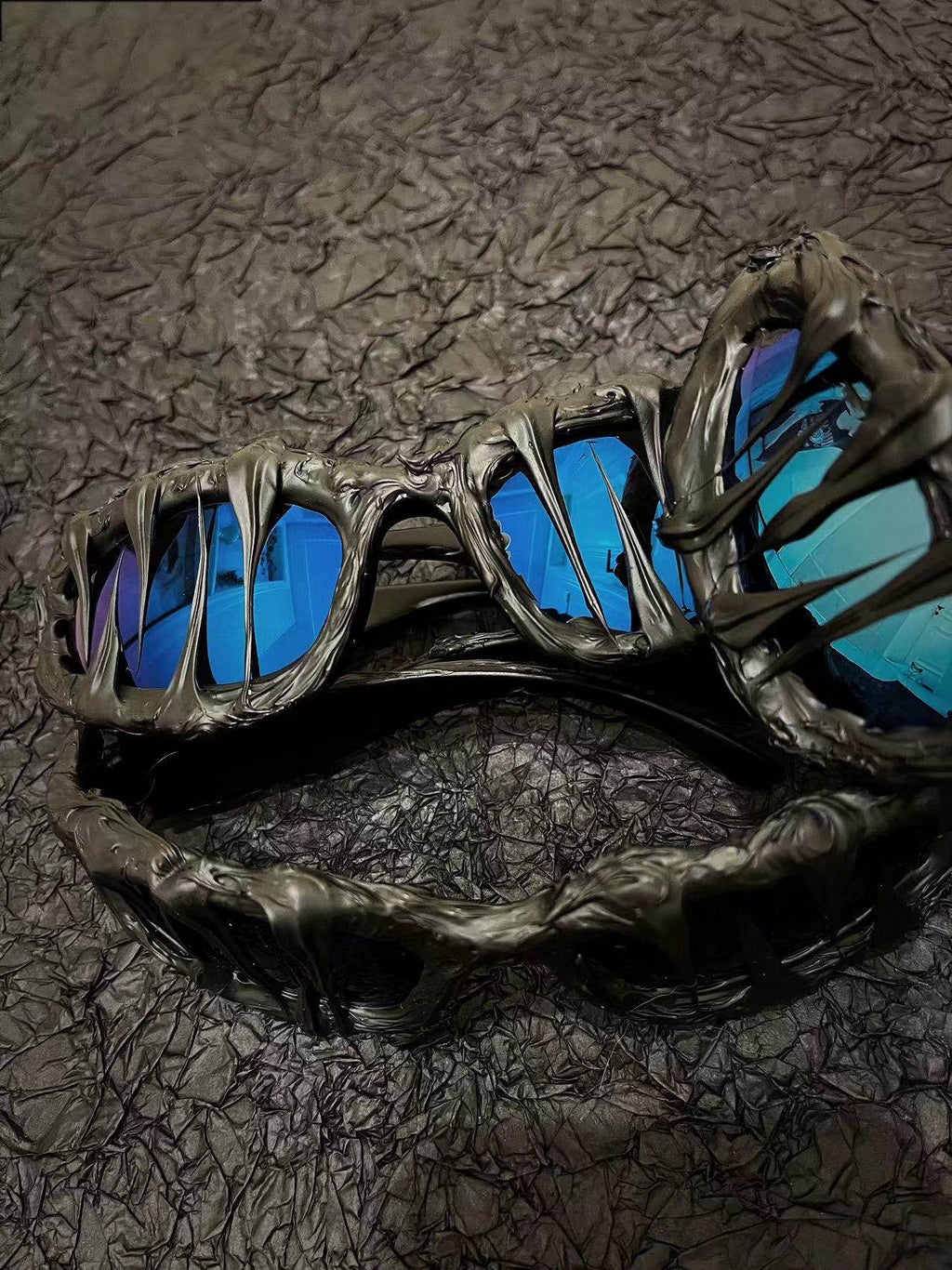 Eternal Night Ice Y2K Streetwear Handmade Resin Drip Sunglasses Gothic Cyberpunk Statement close-up detail | Blackyyds