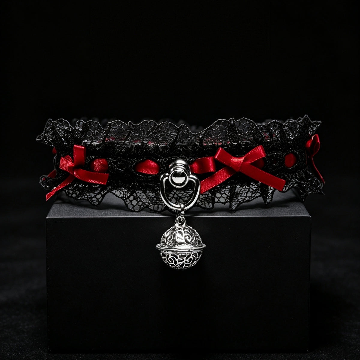 Lace Cowhide Leather Choker with Bow & Palace Bell – detail view | Blackyyds