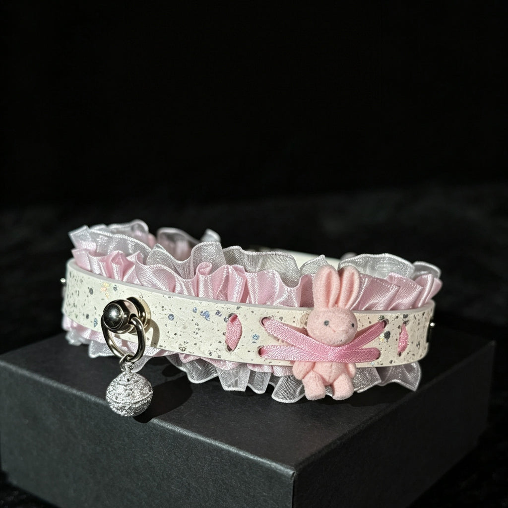 Pink Lace Bell Choker with Leash Chain – detail view | Blackyyds