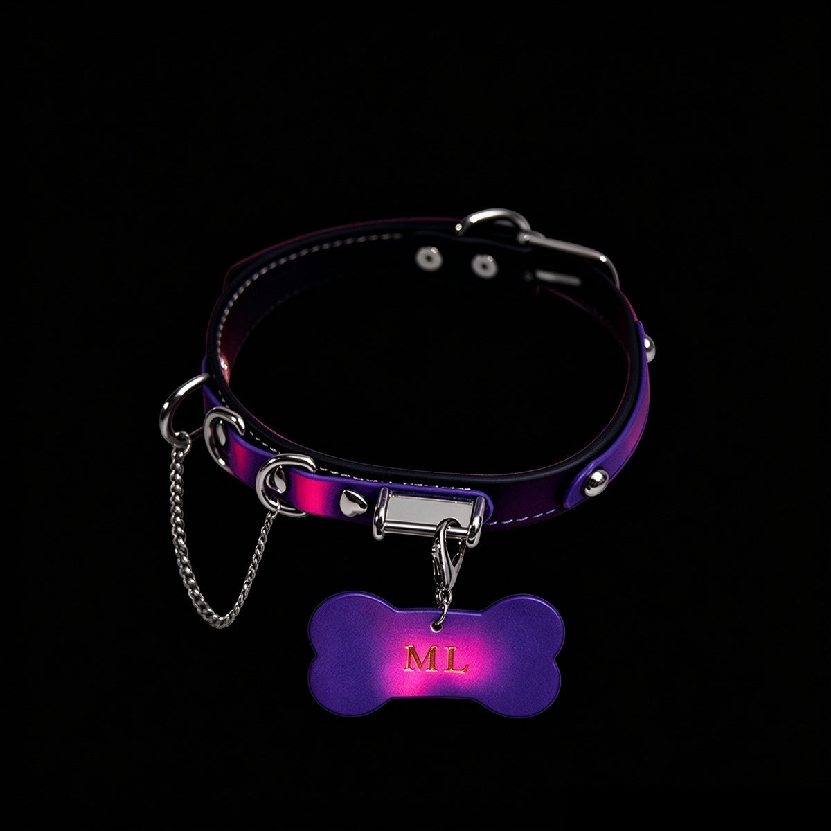 Thermochromic Genuine Leather Bell Choker with Bone Tag & Leash – detail view | Blackyyds