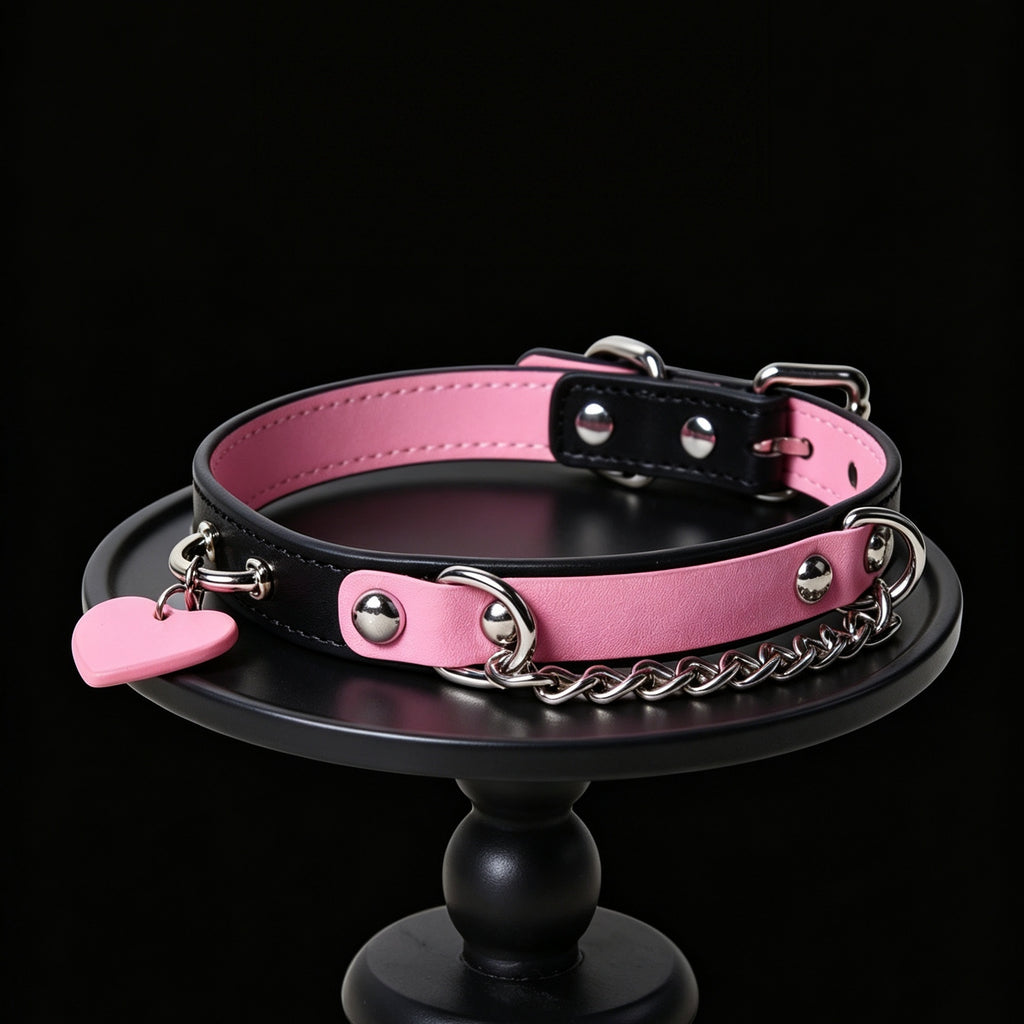 Black & Pink Genuine Leather Heart Choker with Leash – detail view | Blackyyds