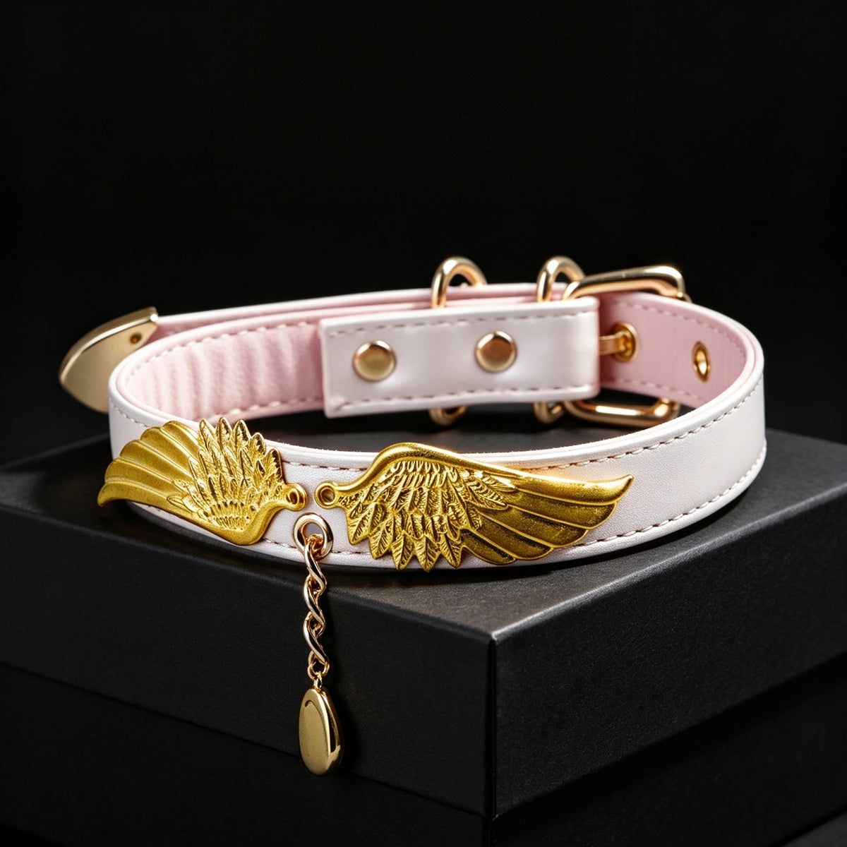 Pearlescent Pink Gold Wing Pendant Choker – detail view | Blackyyds