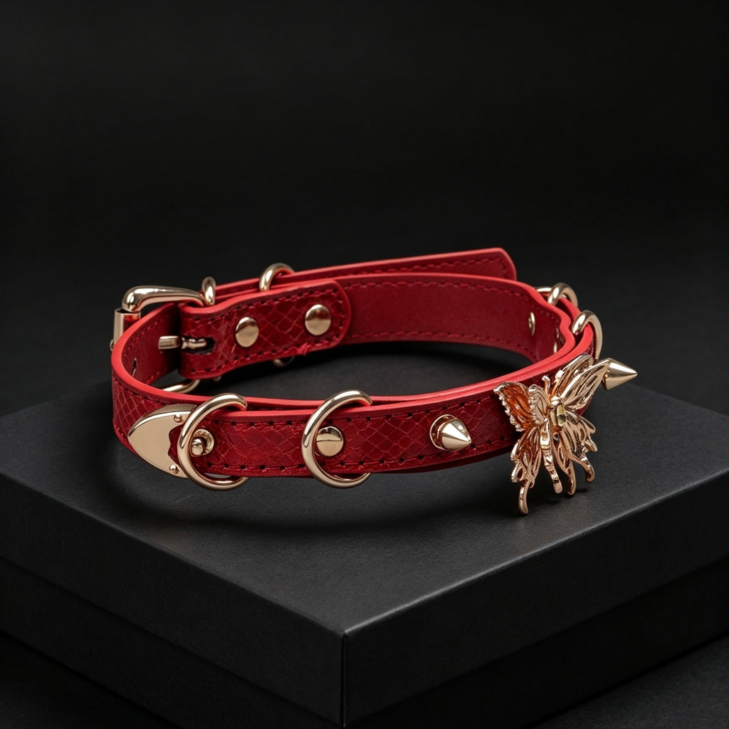 Red Studded Butterfly Choker with Leash – detail view | Blackyyds