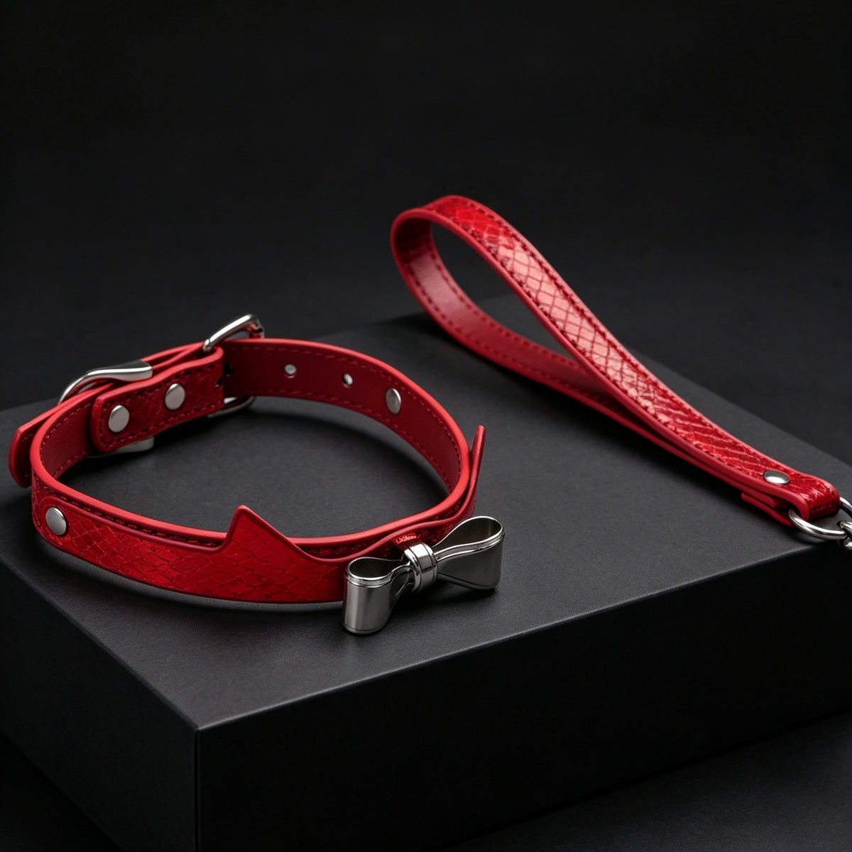 Red Snakeskin Cat Ear Bow Rhinestone Choker with Leash – detail view | Blackyyds
