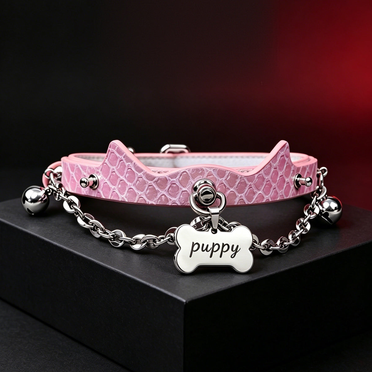 Misty Pink Iridescent Snake Cat Ear Leather Choker with Leash – close-up | Blackyyds