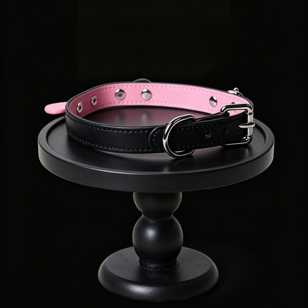 Black & Pink Genuine Leather Heart Choker with Leash – close-up | Blackyyds