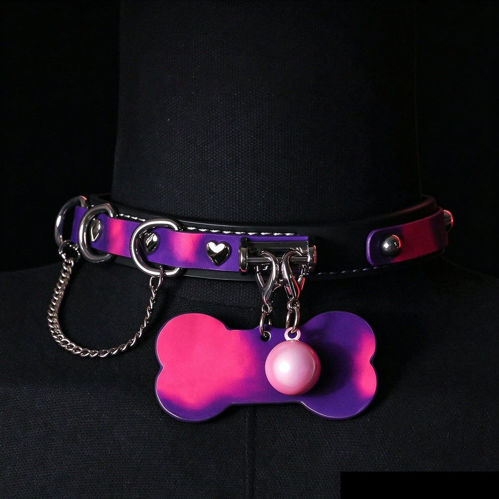 Thermochromic Genuine Leather Bell Choker with Bone Tag & Leash – close-up | Blackyyds