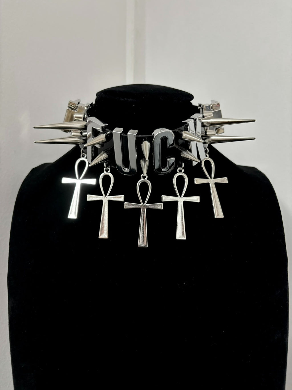 Original Handmade Punk Gothic Style Dark Series Black Heavy Metal Rock Music Festival Party Visual Exaggerated Rivet Choker