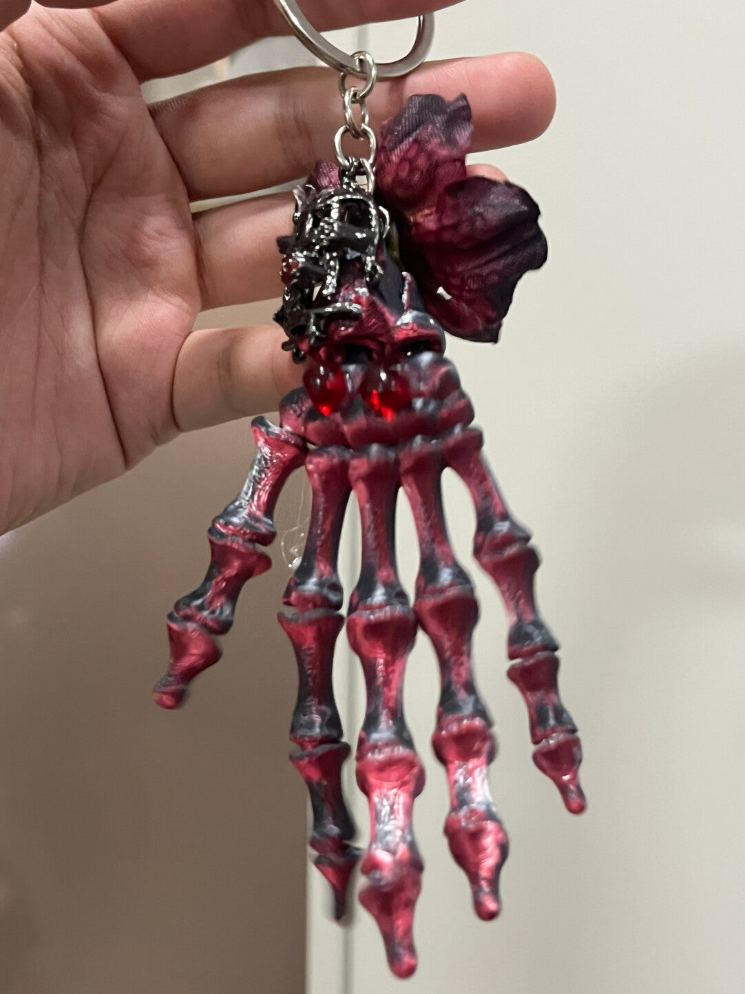 Gothic Eternal Rose Skeleton Hand Resin Keychain - Day of the Dead Y2K Bag Charm