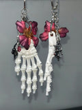 Gothic Eternal Rose Skeleton Hand Resin Keychain - Day of the Dead Y2K Bag Charm