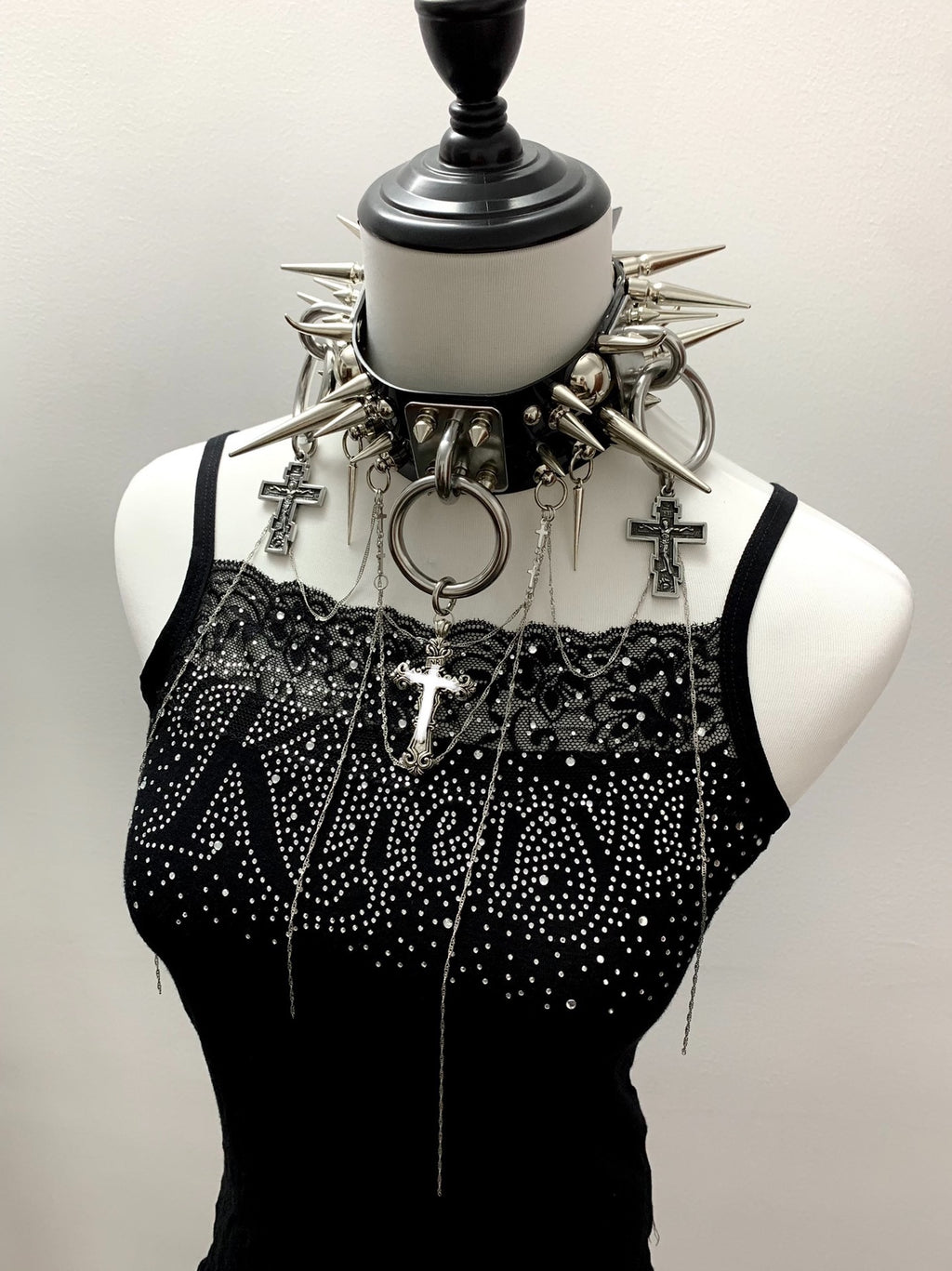 Collana girocollo originale fatta a mano in stile "Catwoman" in stile gotico punk rock black metal | Accessorio per feste in stile festival Y2K Shibuya