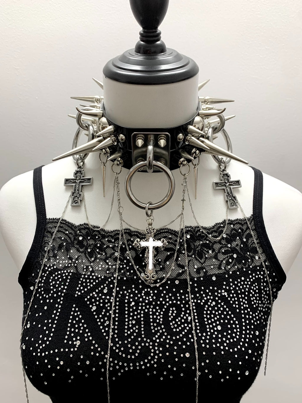 Collana girocollo originale fatta a mano in stile "Catwoman" in stile gotico punk rock black metal | Accessorio per feste in stile festival Y2K Shibuya