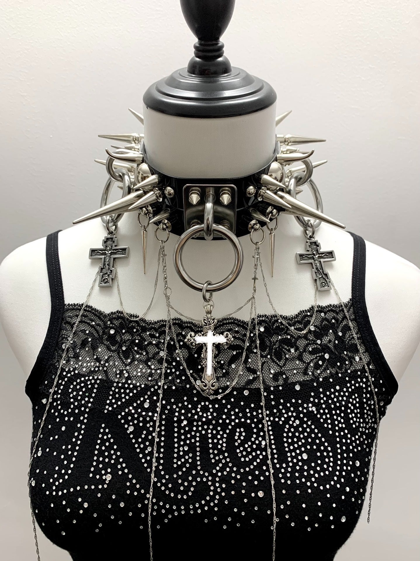Collana girocollo originale fatta a mano in stile "Catwoman" in stile gotico punk rock black metal | Accessorio per feste in stile festival Y2K Shibuya
