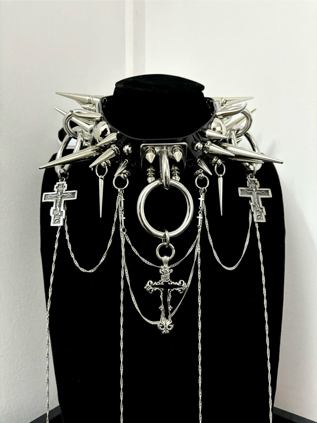 Collana girocollo originale fatta a mano in stile "Catwoman" in stile gotico punk rock black metal | Accessorio per feste in stile festival Y2K Shibuya