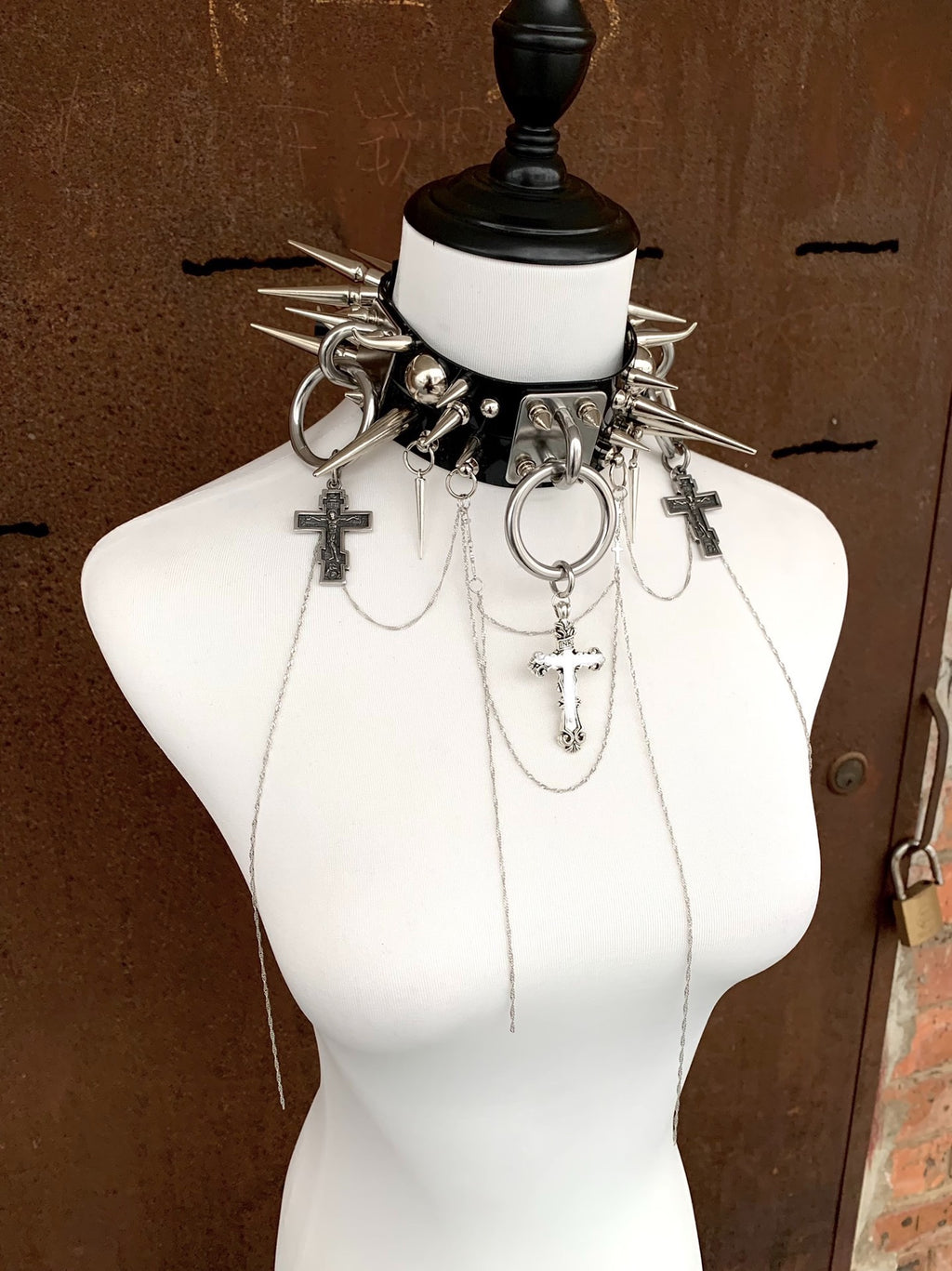 Collana girocollo originale fatta a mano in stile "Catwoman" in stile gotico punk rock black metal | Accessorio per feste in stile festival Y2K Shibuya
