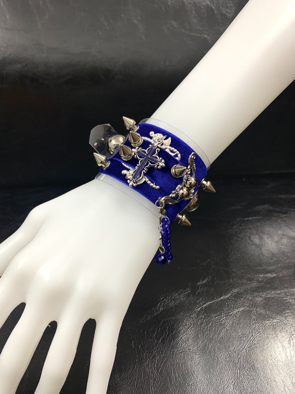 【Prisoner】Original Gothic Cuff | Dark Punk Subculture Handcrafted Studded Metal Bracelet Choker Accessory