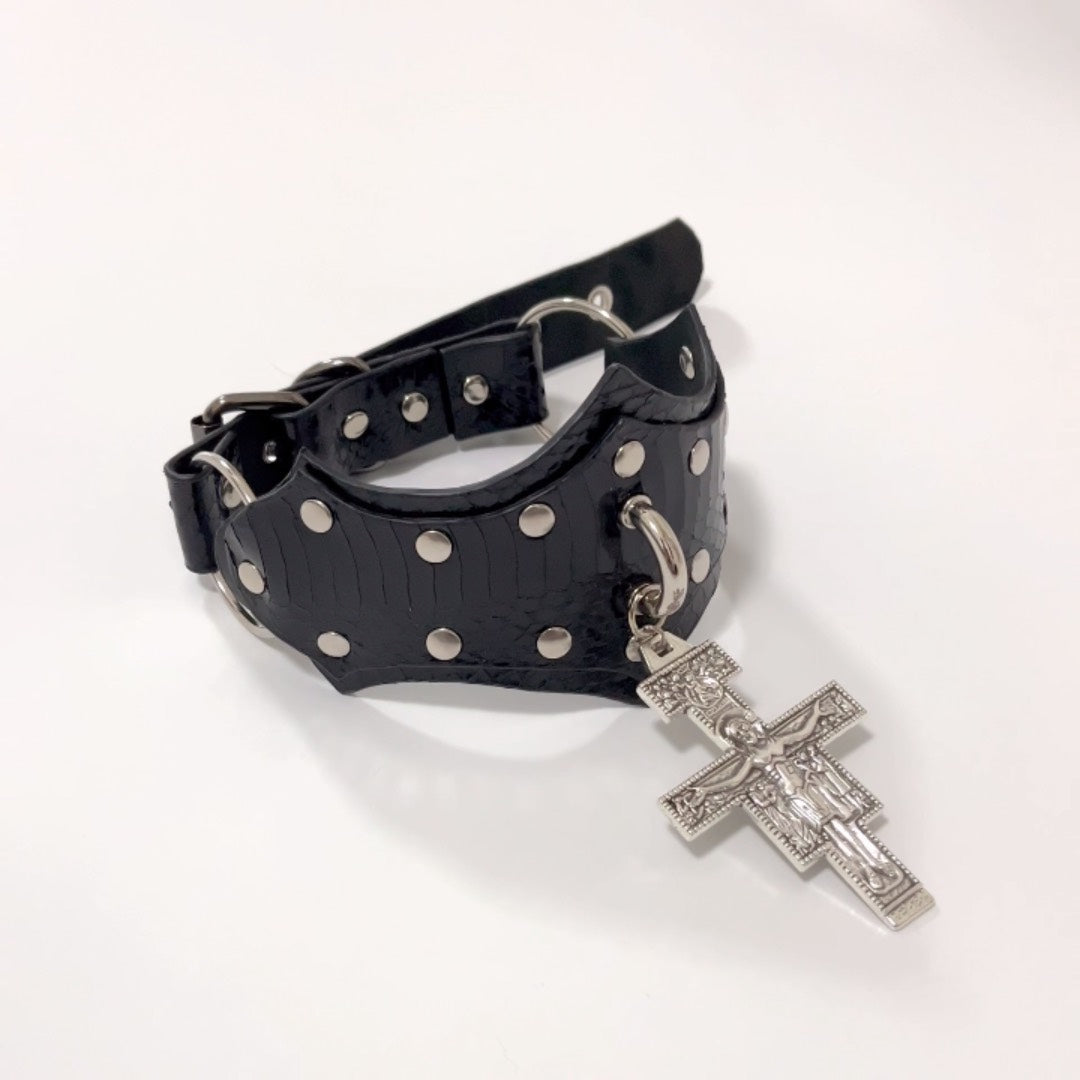 Oracle Feather Choker – Gothic Punk Snakeskin Metal Statement Necklace