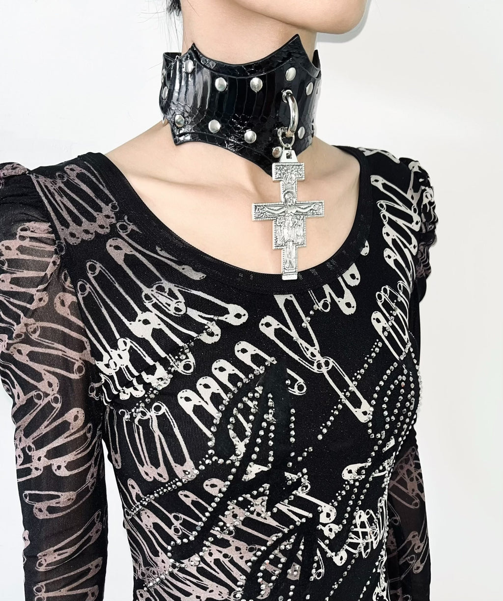 Oracle Feather Choker – Gothic Punk Snakeskin Metal Statement Necklace