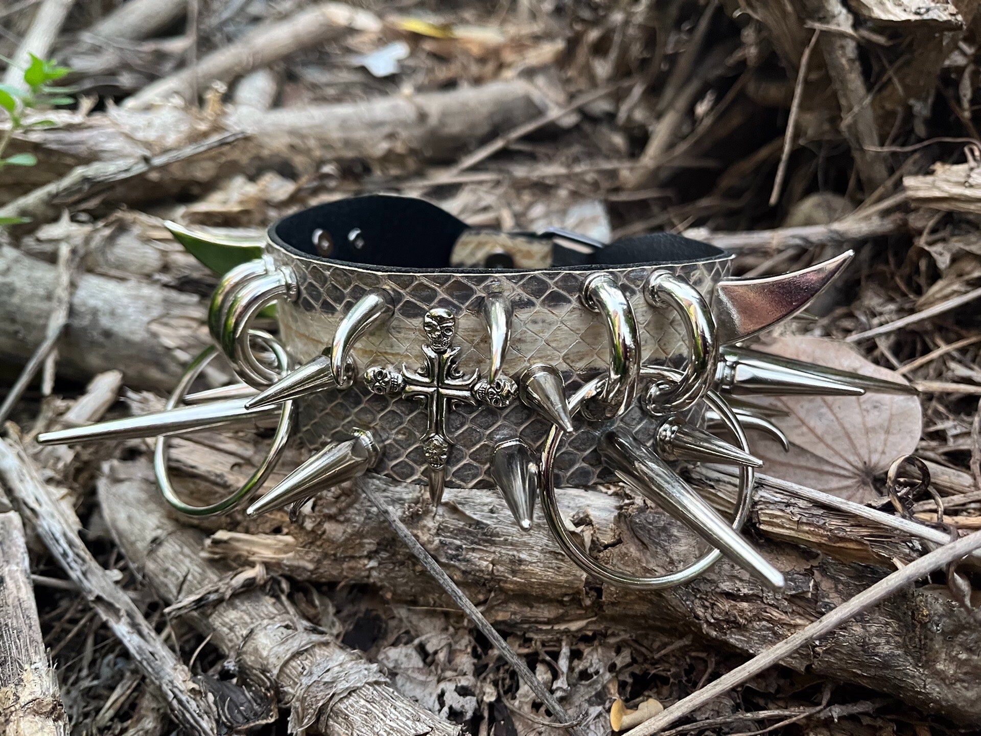 Rock & Gothic Punk Snake Skin Rivet Choker Necklace - Heavy Metal Statement Piece
