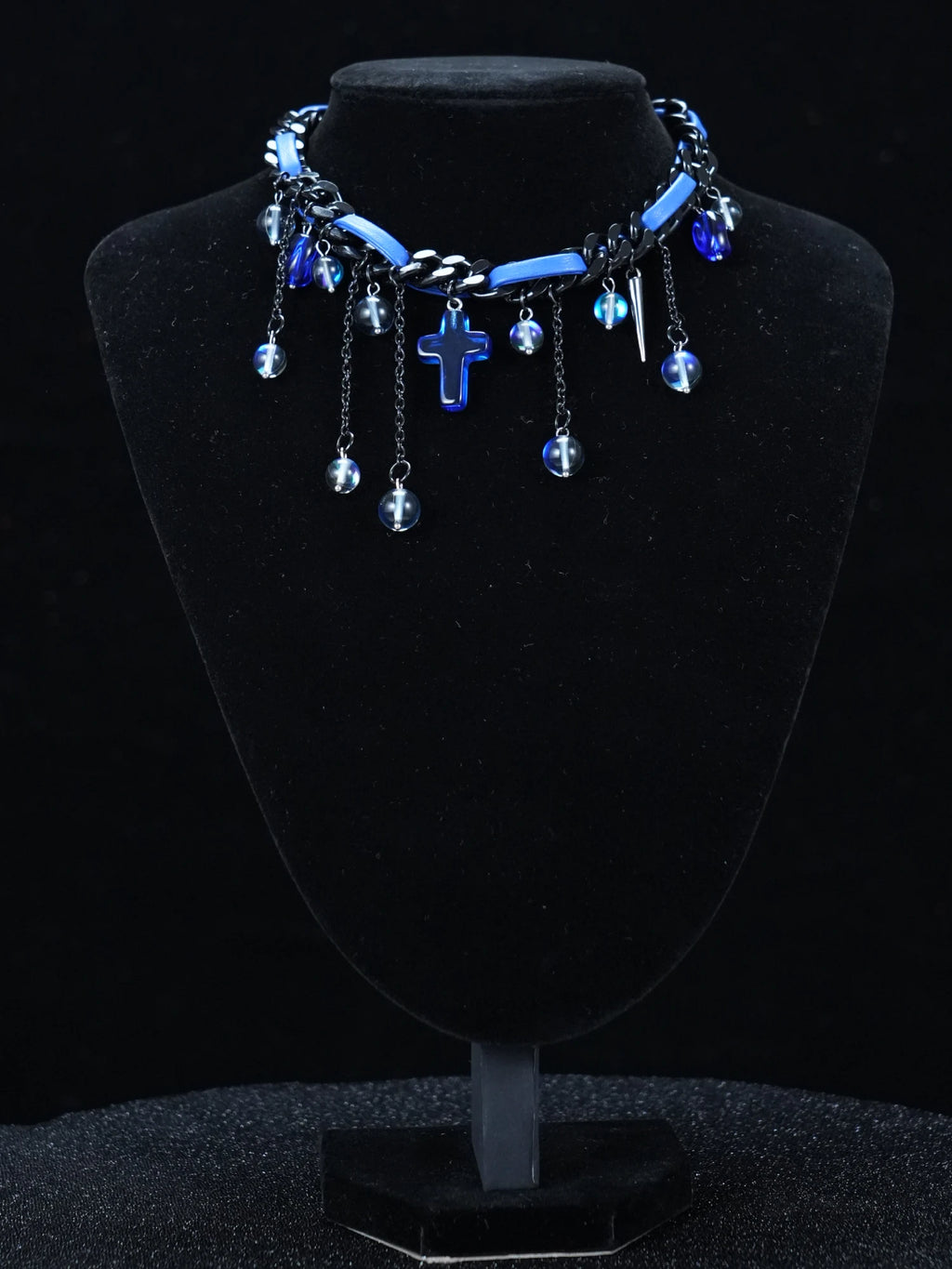 Y2K Gothic Blue Cross Necklace – Dark Chain with Blue Beads & Cross Pendants