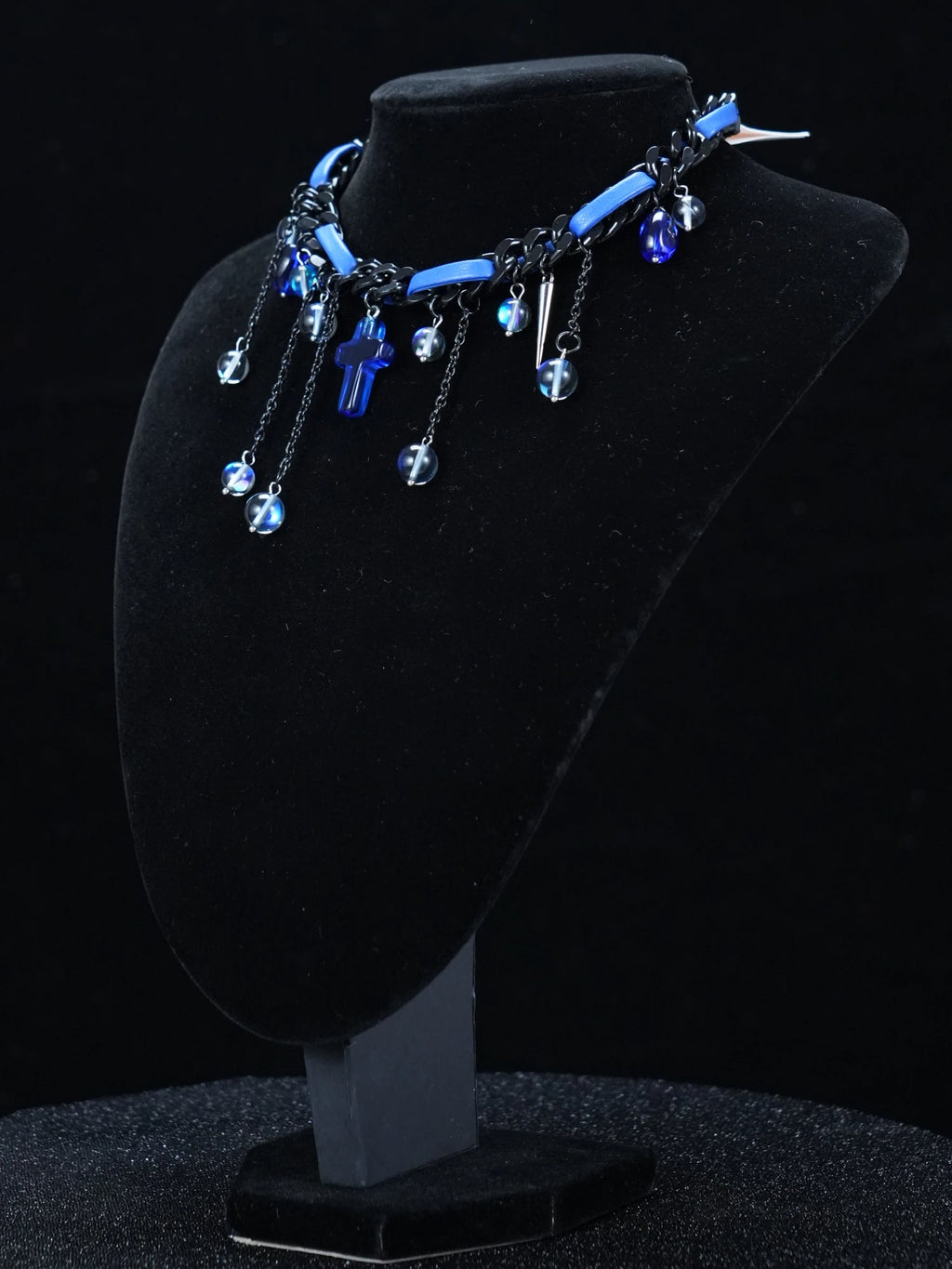 Y2K Gothic Blue Cross Necklace – Dark Chain with Blue Beads & Cross Pendants