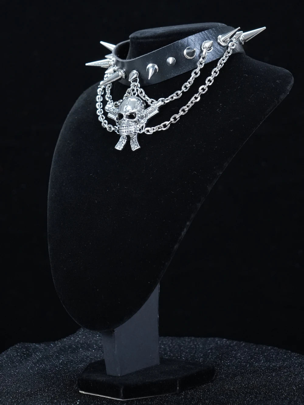 Y2K Punk Skull Choker – Black Leather Collar with Spikes & Layered Chains