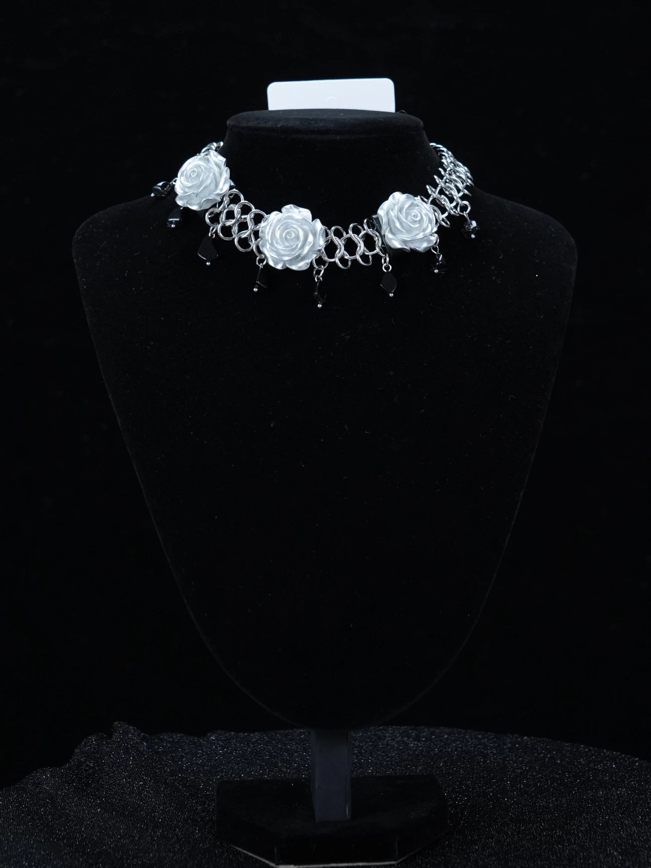 Y2K Gothic Rose Choker – White Rose Flower Statement Necklace