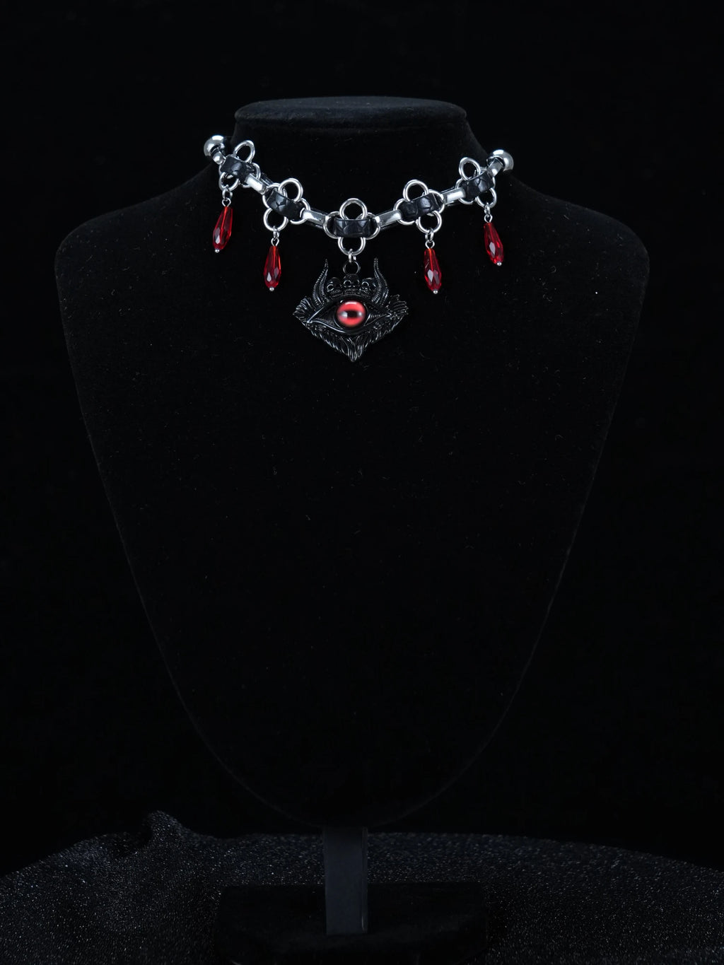 Collana girocollo Y2K Evil Eye – Collana gotica in argento con cristalli a goccia rossa