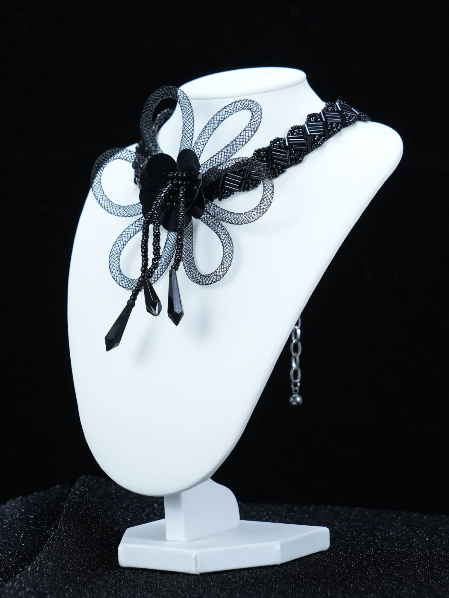 Y2K Gothic Black Mesh Flower Necklace – Beaded Lace Choker with Sequin Bloom Details