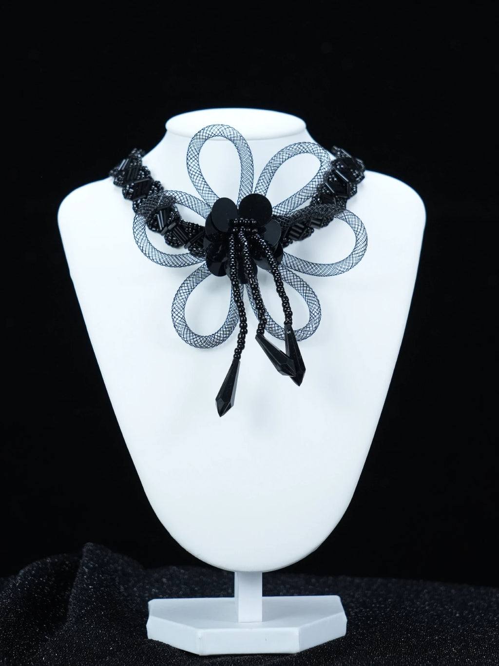 Y2K Gothic Black Mesh Flower Necklace – Beaded Lace Choker with Sequin Bloom Details