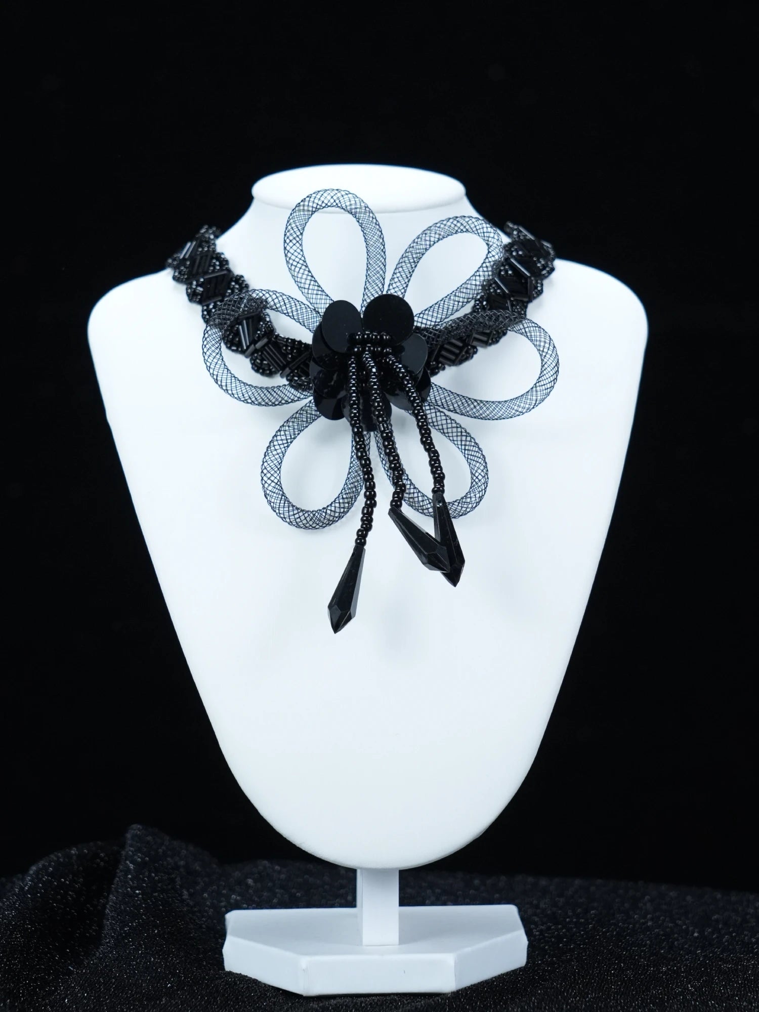 Y2K Gothic Black Mesh Flower Necklace – Beaded Lace Choker with Sequin Bloom Details