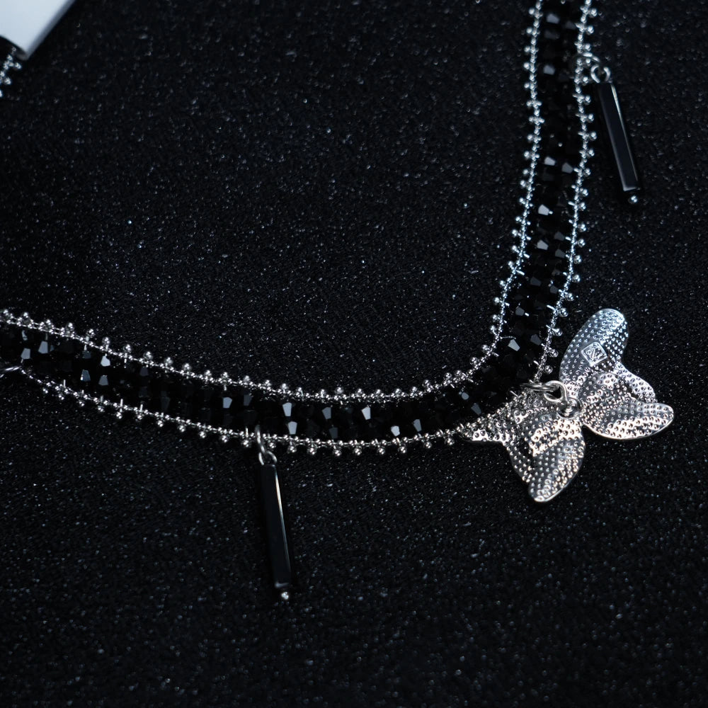 Y2K Black & White Beaded Butterfly Necklace – Minimalism Gothic Choker