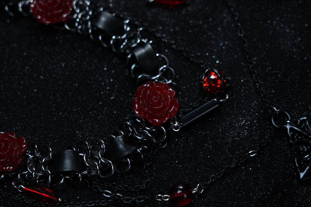 Y2K Gothic Layered Necklace – Silver Chains with Red Roses & Cross Pendant