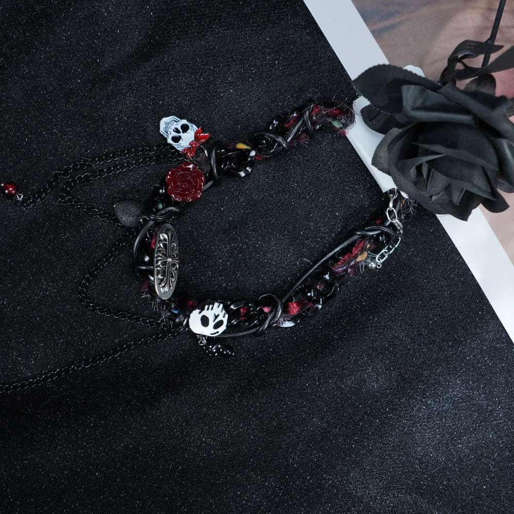 Y2K Gothic Skull & Rose Choker – Black Punk Necklace with Red Gemstones & Chains