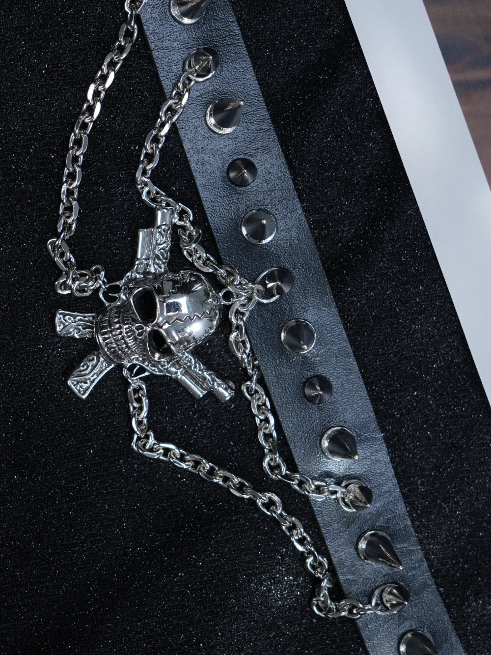 Y2K Punk Skull Choker – Black Leather Collar with Spikes & Layered Chains