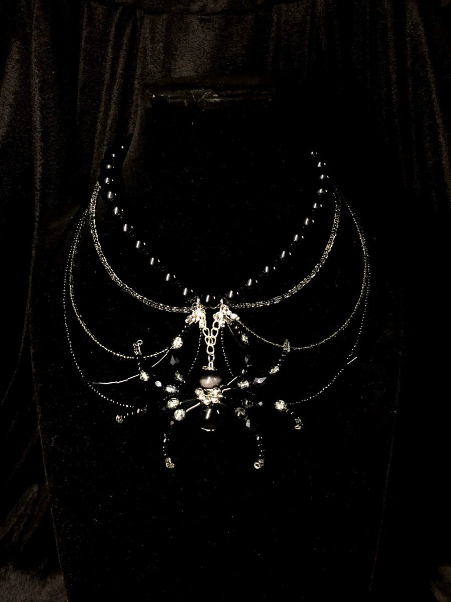 Collar Nourish Spider de estilo gótico punk oscuro hecho a mano
