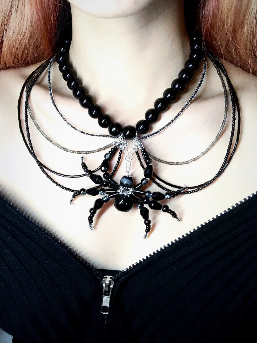 Collar Nourish Spider de estilo gótico punk oscuro hecho a mano