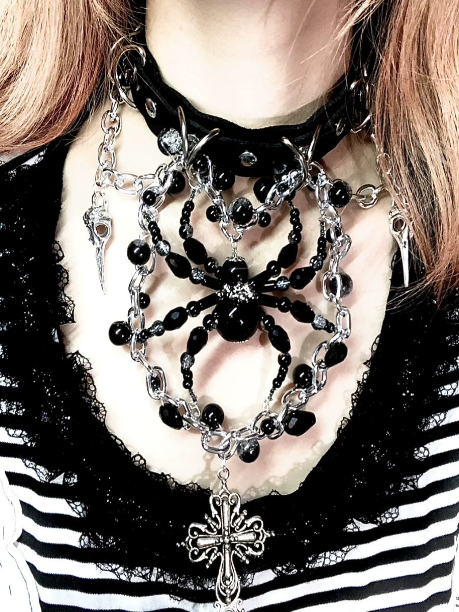 Collar con colgante de espíritu de locura, gargantilla gótica punk oscura