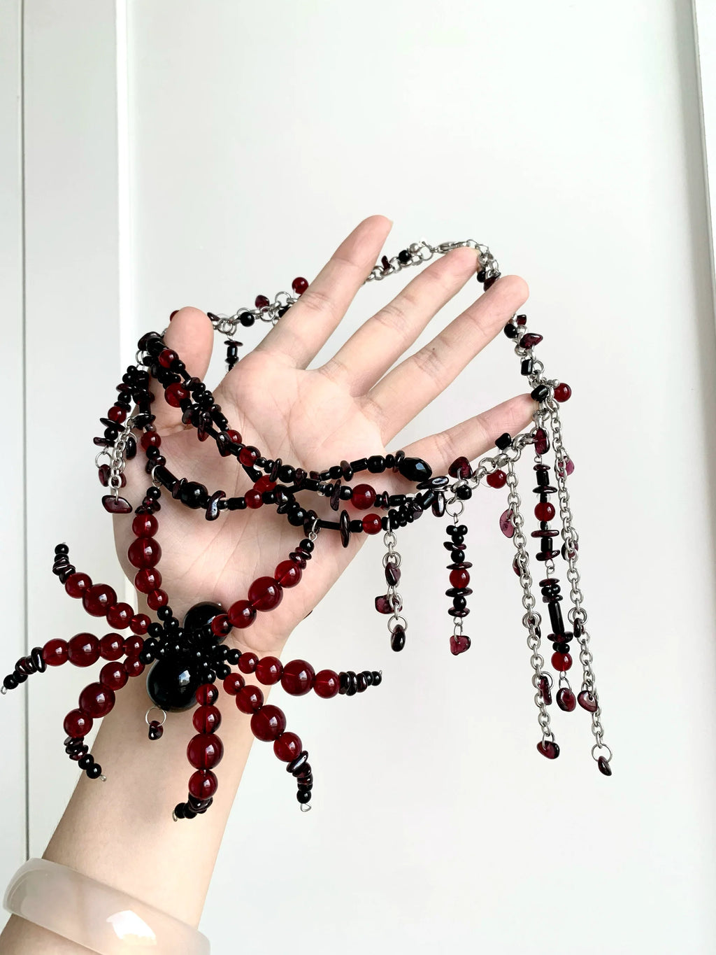 Collar de araña de plasma, estilo gótico punk oscuro, hecho a mano