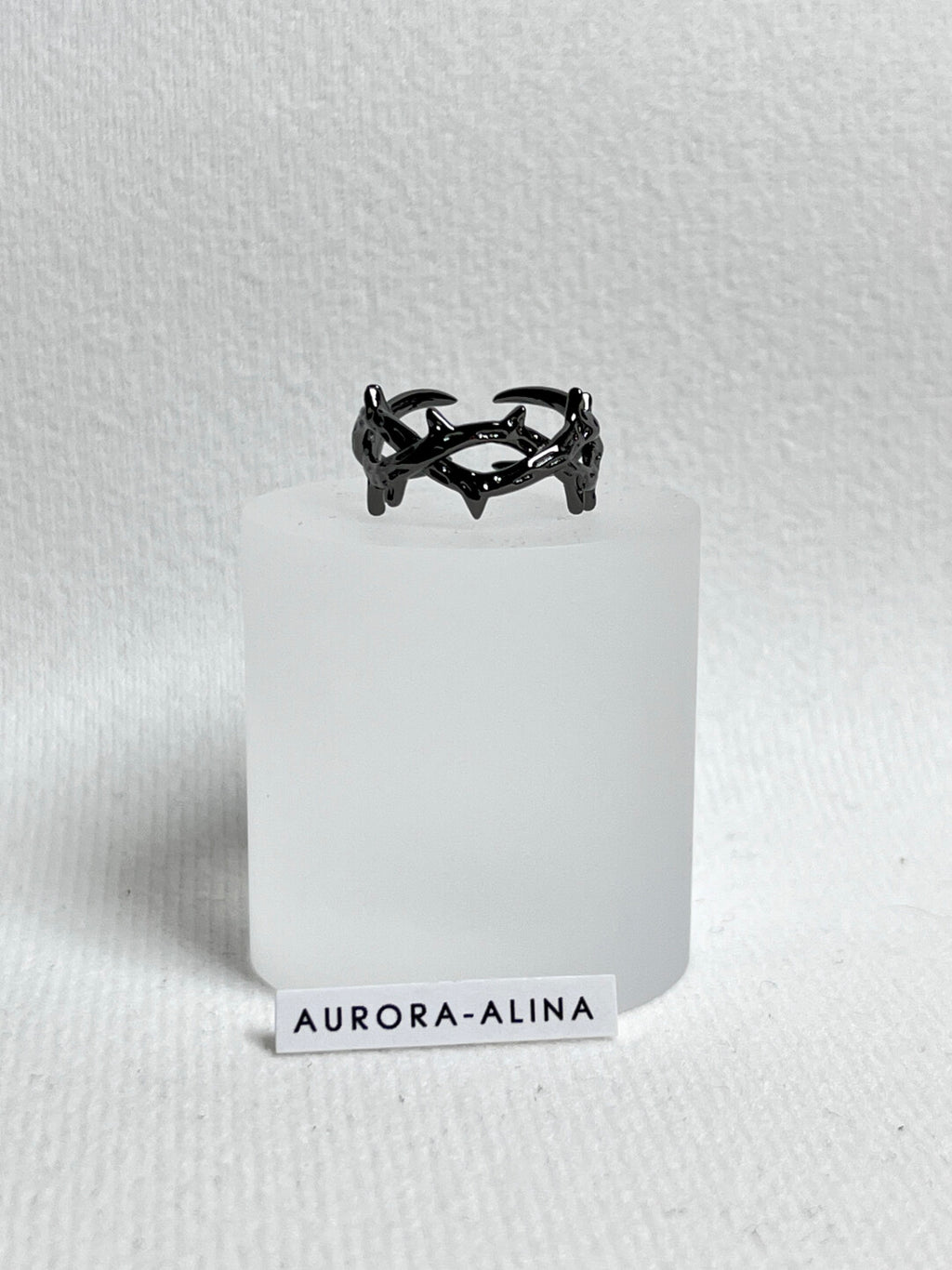 Forbidden Spirit Snake Ins Purple Zircon Snake Ring (Thorns)