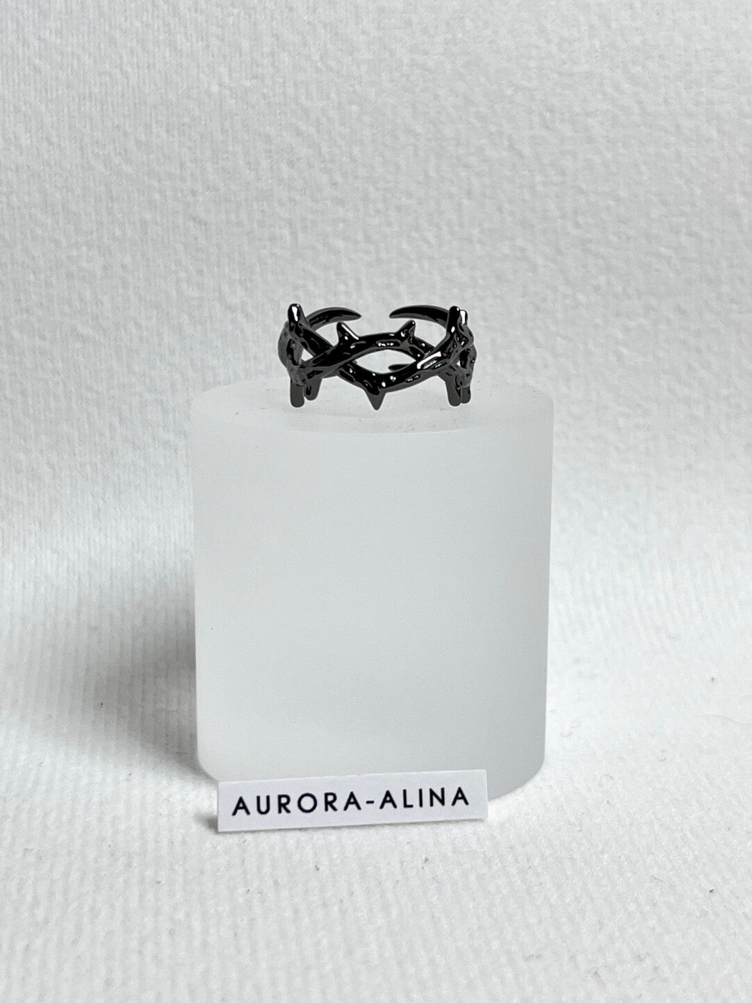 Forbidden Spirit Snake Ins Purple Zircon Snake Ring (Thorns)