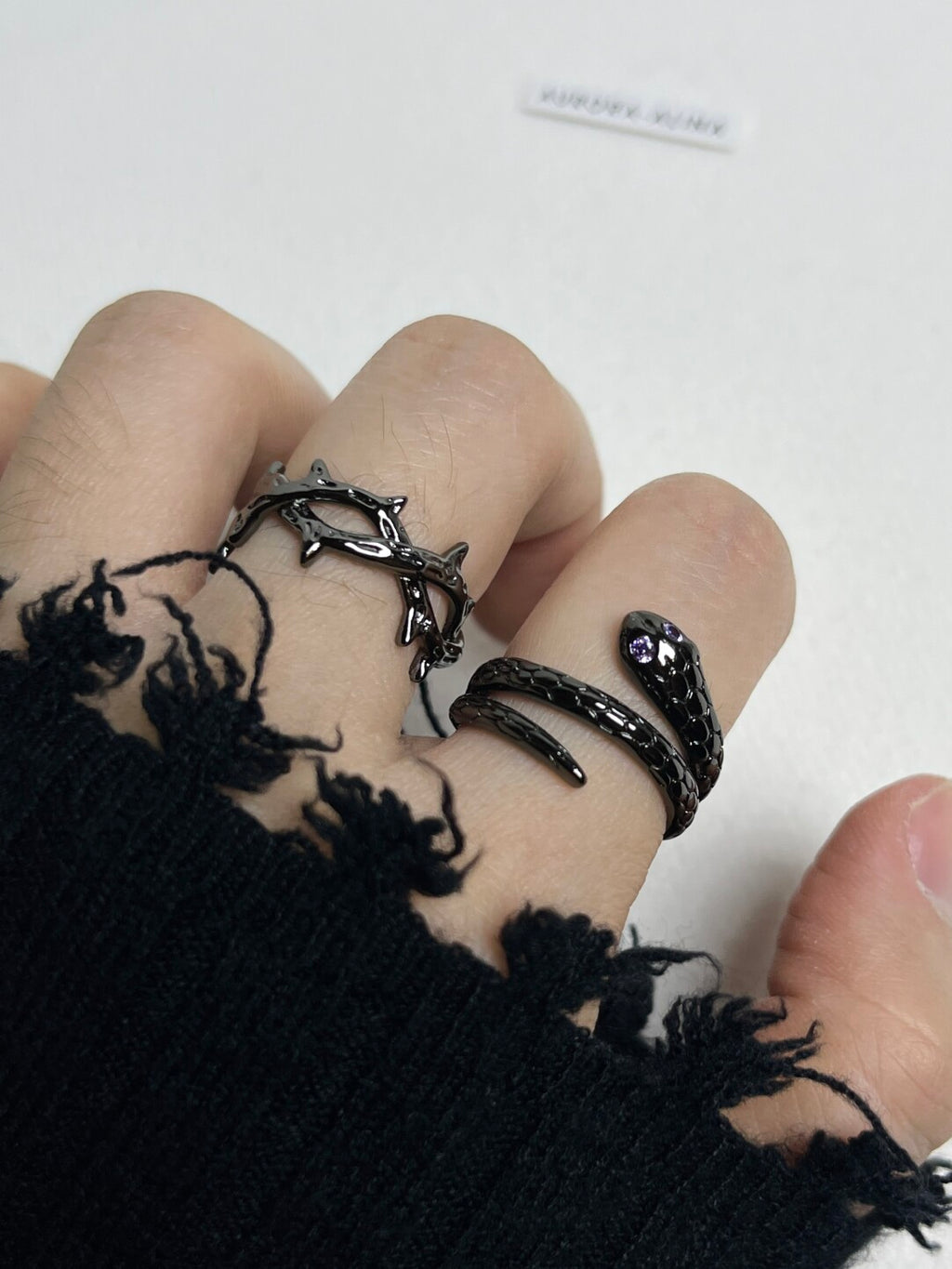 Forbidden Spirit Snake Ins Purple Zircon Snake Ring (Thorns)