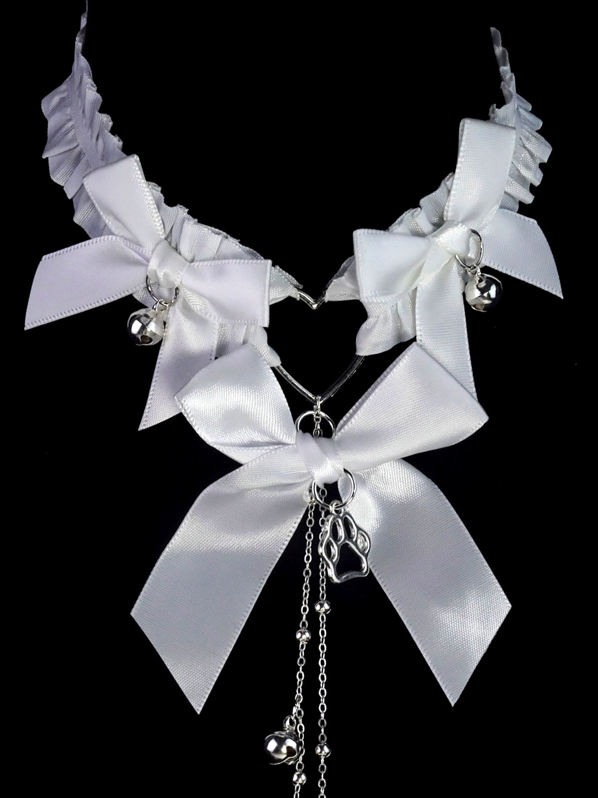 Gothic Bell Dog Paw Chain Choker - Metal Chain Detail angle view | Blackyyds
