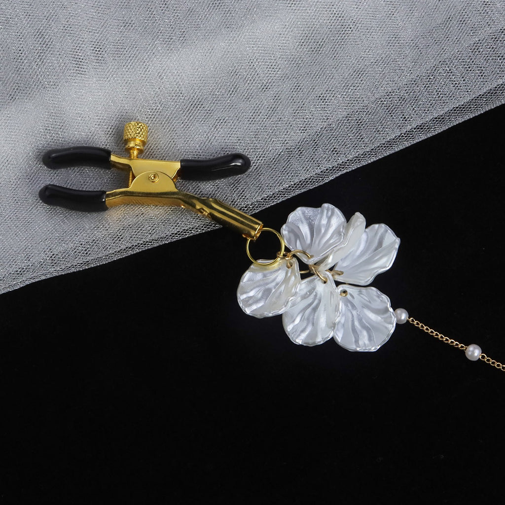 Gothic Shell Petal Pendant - Multi-Color Clip Attachment angle view | Blackyyds
